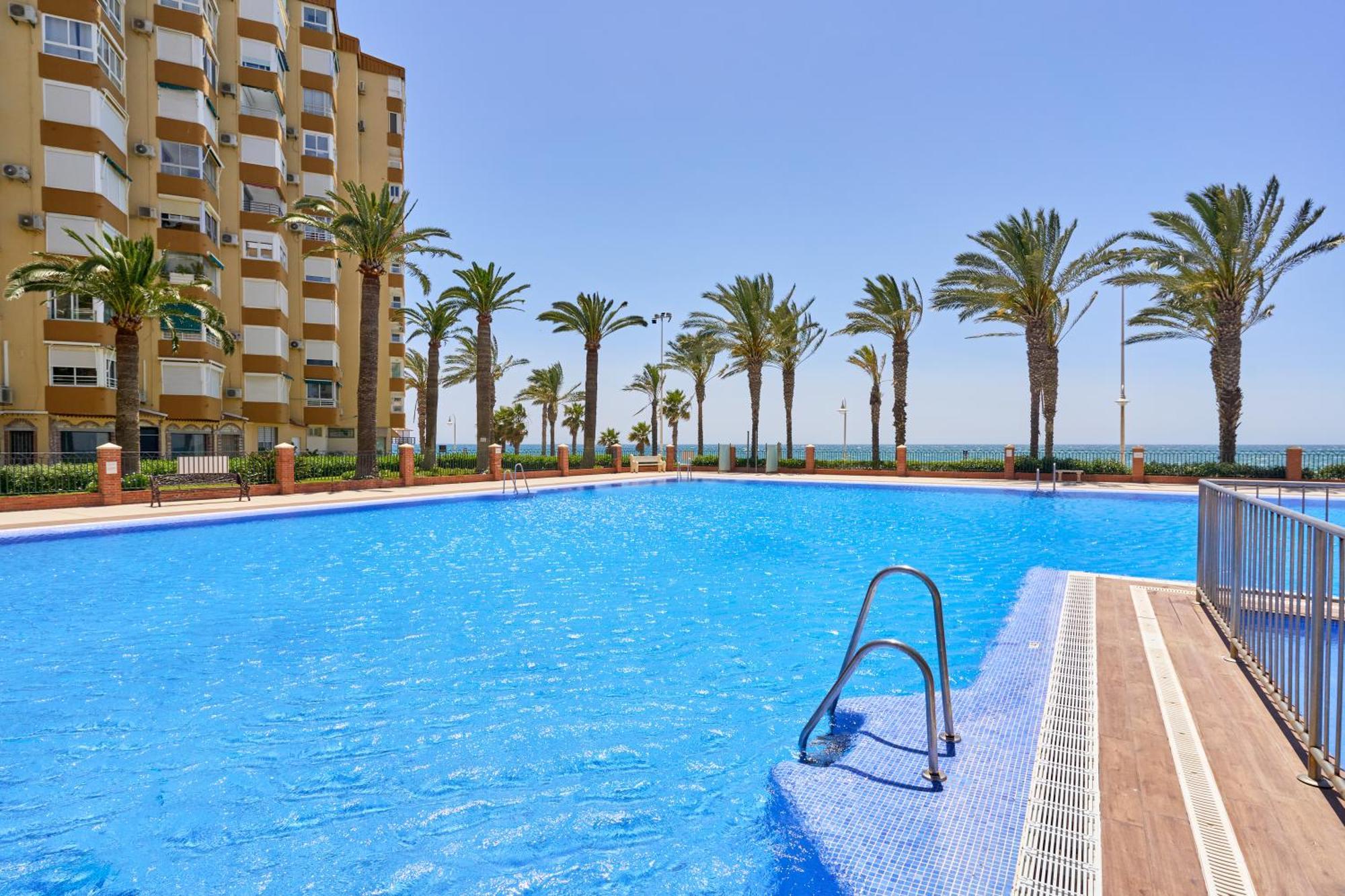 Apartamento Primera Linea Playa אלגארובו-קוסטה מראה חיצוני תמונה